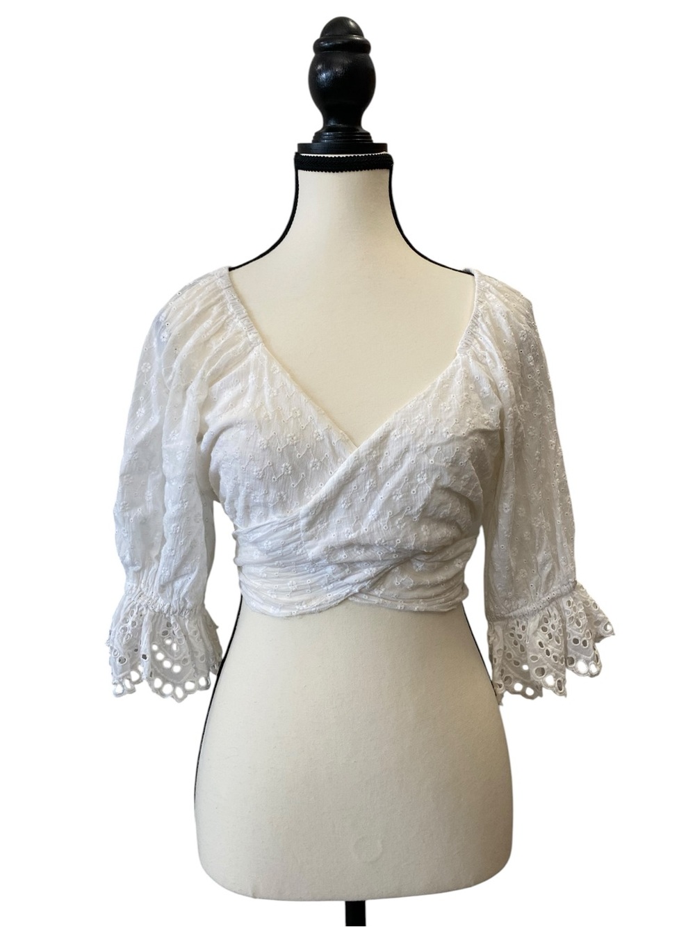 Spell & The Gypsy White Eyelet Wrap Crop Top Size XS 100% Cotton boho festival